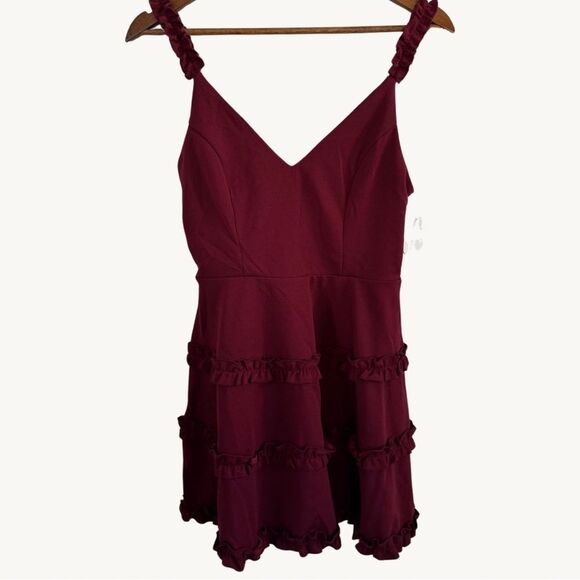 Altar'd State Women's M Burgundy Ruffled Tiered Dress Knee Length Size Medium - Picture 1 of 9